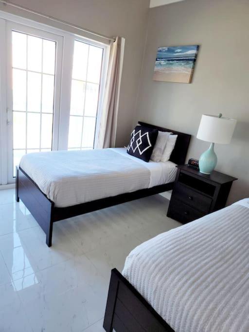 Brand New Luxurious Townhouse In Negril Βίλα Εξωτερικό φωτογραφία